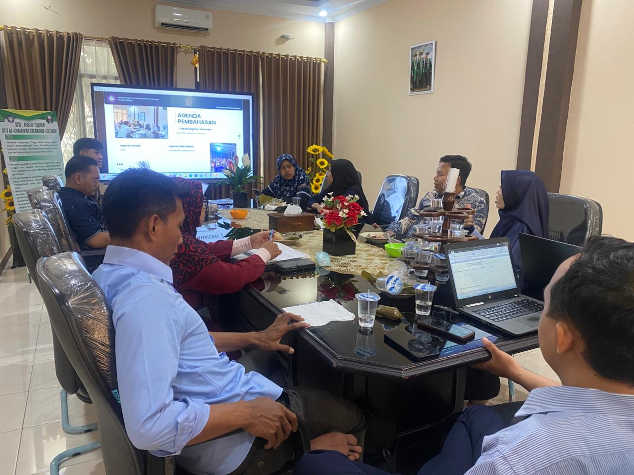 Sambut Bulan Suci, STIT Al-Khairiyah Citangkil Cilegon Gelar Rapat Koordinasi Persiapan Ramadan 1447 H